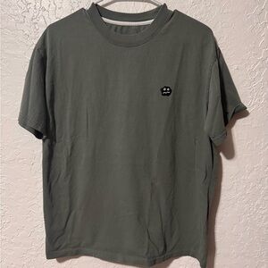 Groundwork Cloudman Short Sleeve Tshirt
Grey Green
Size Small